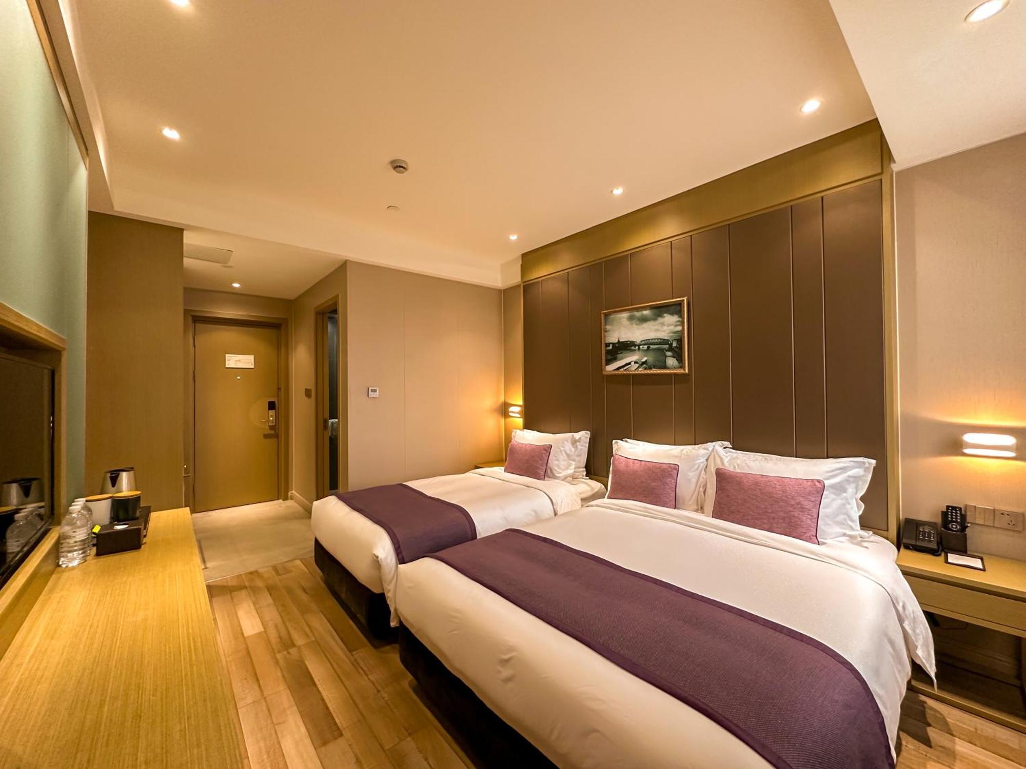 Shanghai-Deco Hotel-Free Shuttle Bus To Pudong Airport And Disneyland Extérieur photo