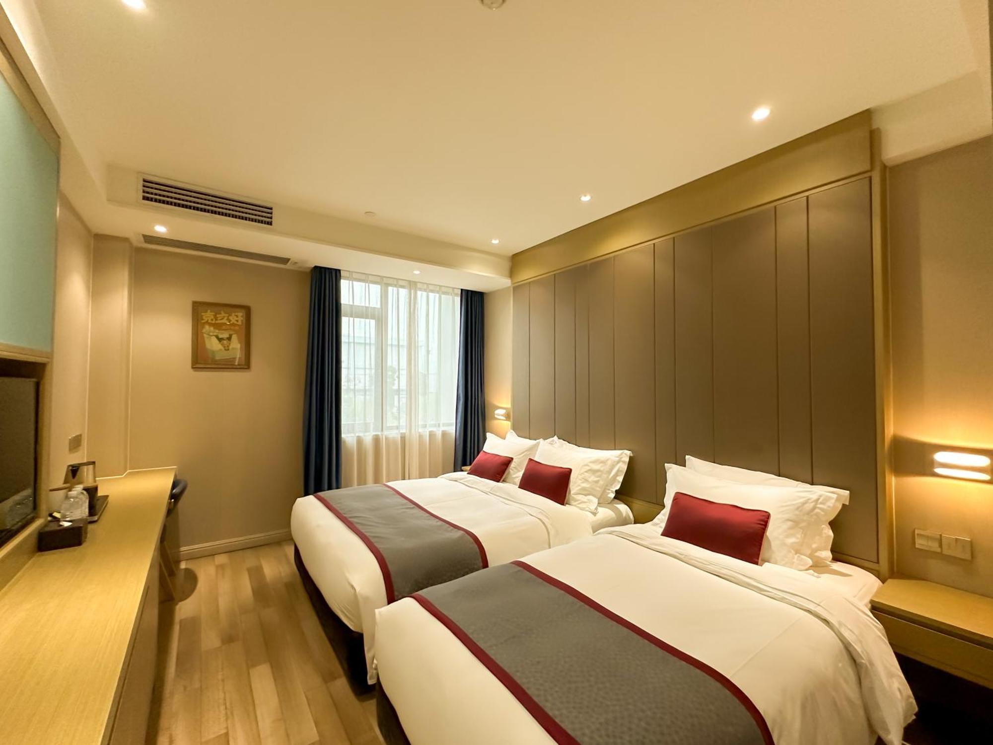 Shanghai-Deco Hotel-Free Shuttle Bus To Pudong Airport And Disneyland Extérieur photo