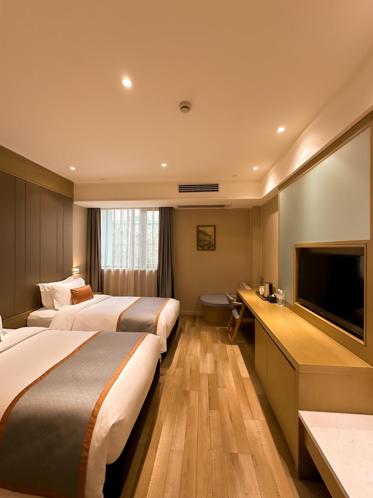 Shanghai-Deco Hotel-Free Shuttle Bus To Pudong Airport And Disneyland Extérieur photo