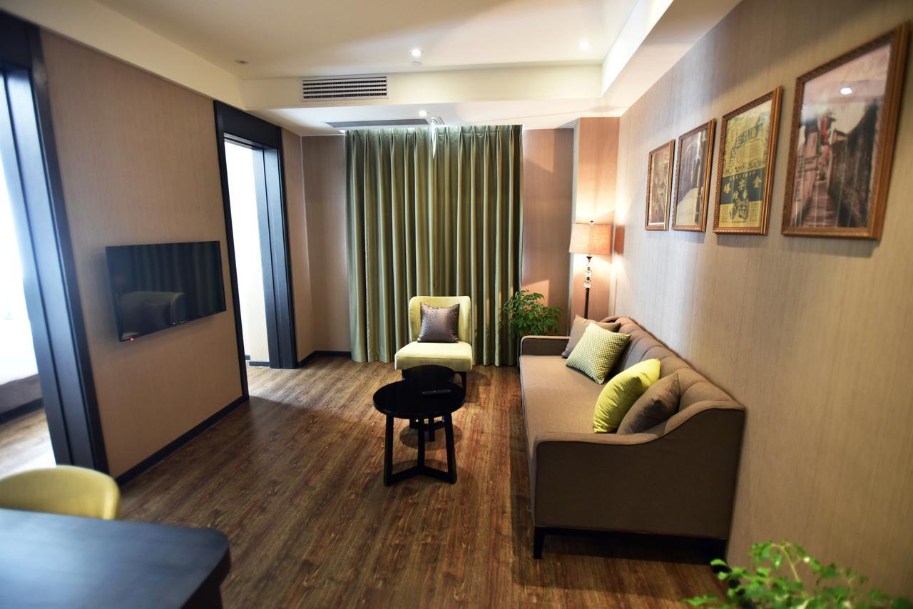 Shanghai-Deco Hotel-Free Shuttle Bus To Pudong Airport And Disneyland Extérieur photo