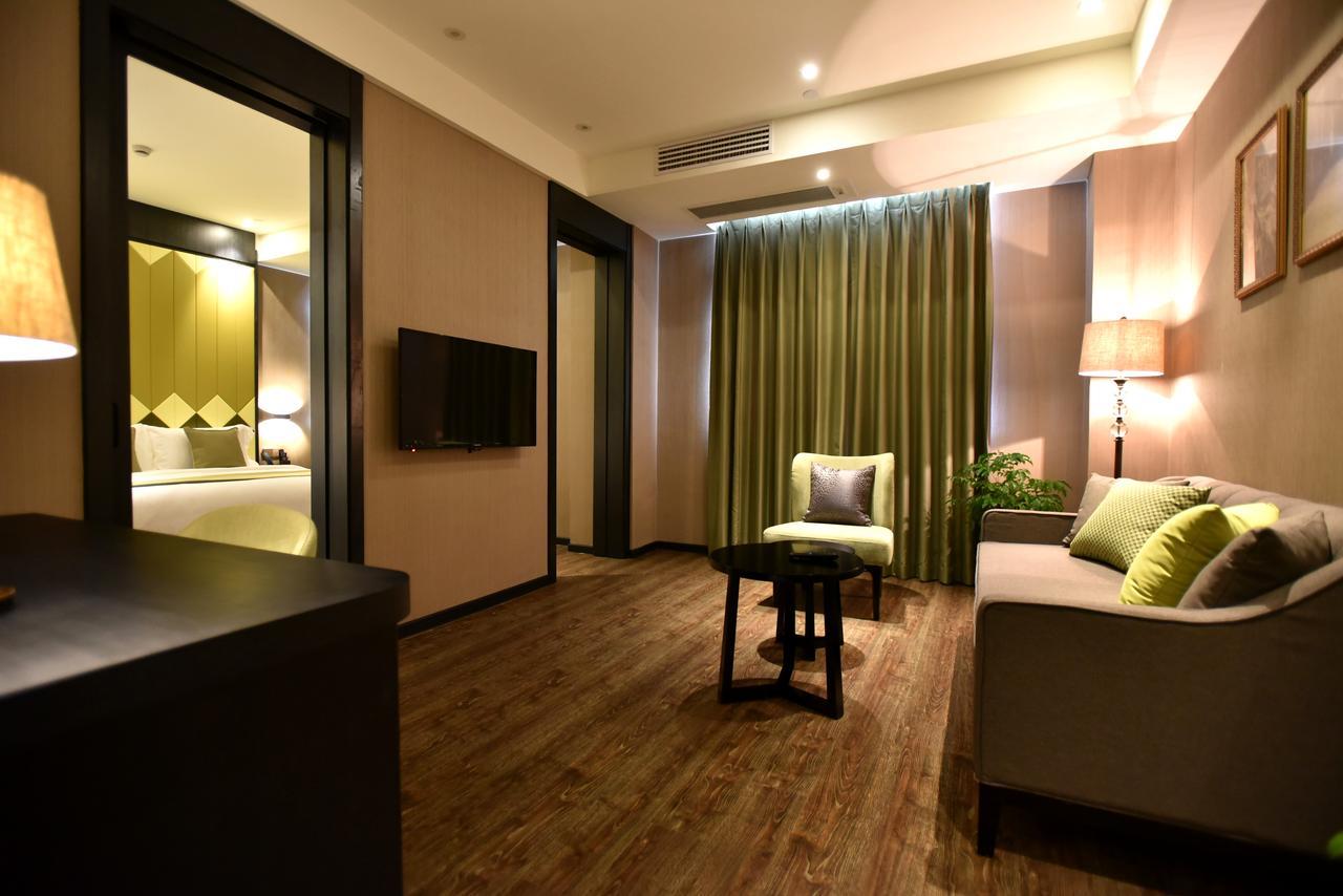 Shanghai-Deco Hotel-Free Shuttle Bus To Pudong Airport And Disneyland Extérieur photo