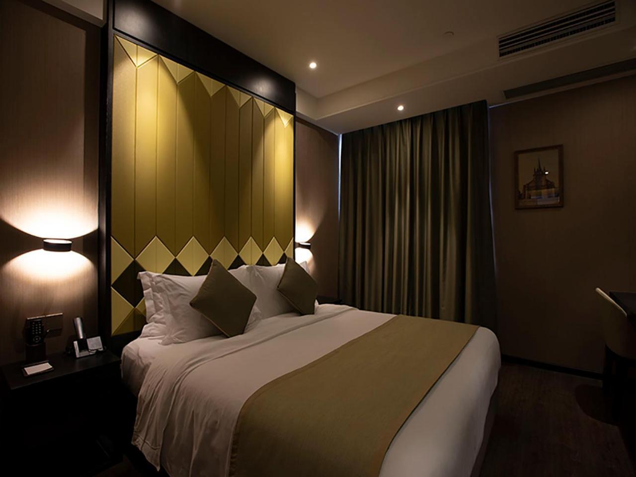 Shanghai-Deco Hotel-Free Shuttle Bus To Pudong Airport And Disneyland Extérieur photo